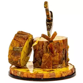 Часы настольные из янтаря "Дровосек"