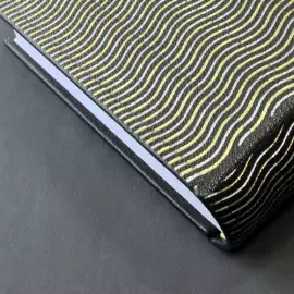 Книга в кожаном переплёте "Поэты серебряного века"