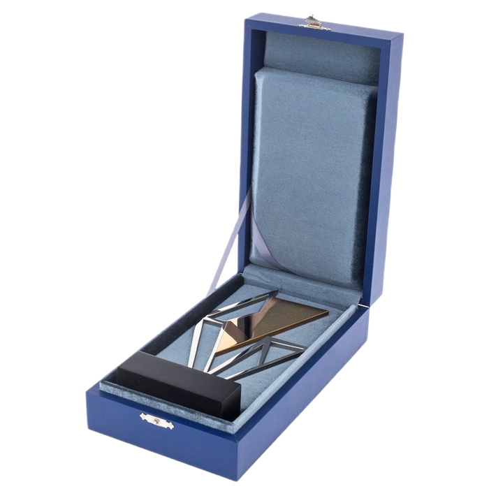 Corporate souvenir "Especially valuable PREMIUM"