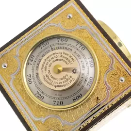 Метеостанция "Куб" на подставке, средняя, Златоуст