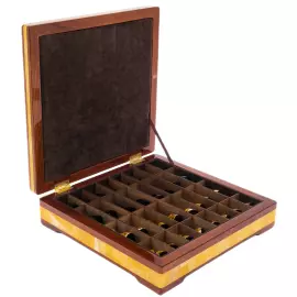 Шахматы из янтаря "Инстербург"