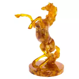 Статуэтка из янтаря "Лошадь"