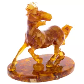 Статуэтка из янтаря "Скачущая лошадь"