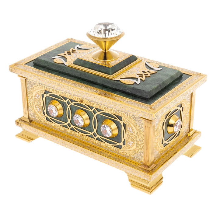 Jade casket with rock crystal