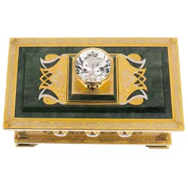 Ларец нефритовый "Легенда" с горным хрусталем, Златоуст