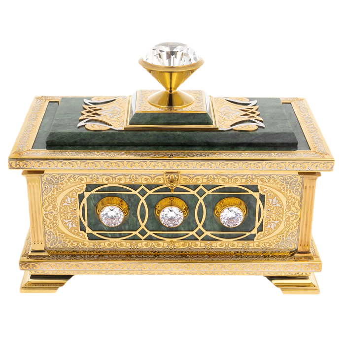 Jade casket with rock crystal