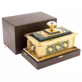 Ларец нефритовый "Легенда" с горным хрусталем, Златоуст