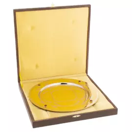 Тарель украшенная "Винодельня" с яшмой, Златоуст