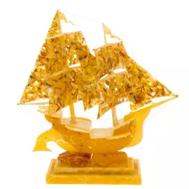 Сувенир из янтаря "Бригантина - 1"