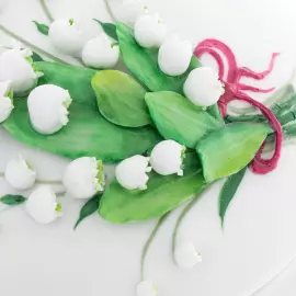 Шкатулка фарфоровая "Надежда. Ландыш летний" средняя