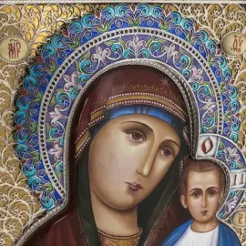 Набор подарочный "Матерь Божья Казанская" с иконой и яйцом-шкатулкой Набор подарочный "Матерь Божья Казанская" с иконой и яйцом-шкатулкой