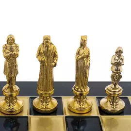 Renaissance gift chess set