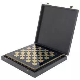 Renaissance gift chess set