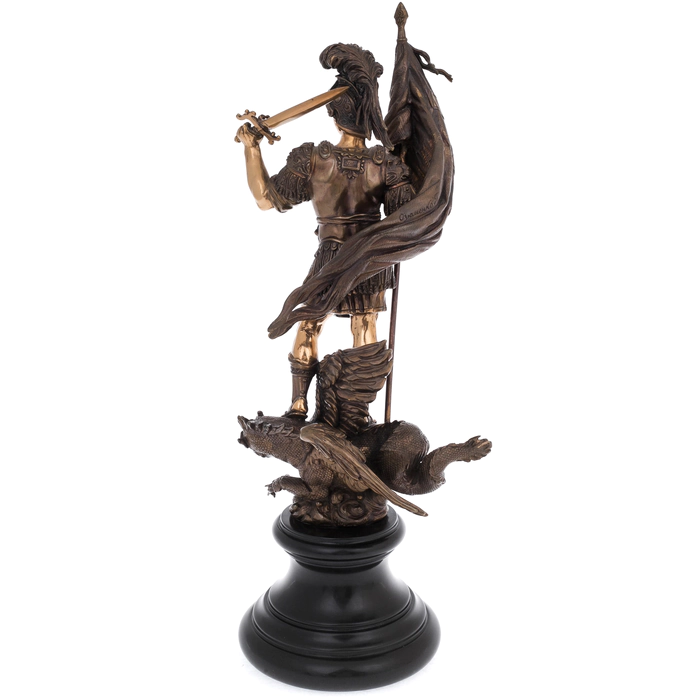 The author's bronze sculpture "George the Victorious"