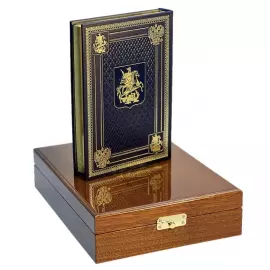 Подарочный набор: книга в кожаном переплете "Кодекс чести русского офицера" с иконой, в лакированной шкатулке