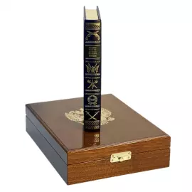 Подарочный набор: книга в кожаном переплете "Кодекс чести русского офицера" с иконой, в лакированной шкатулке