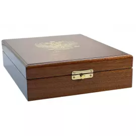 Подарочный набор: книга в кожаном переплете "Кодекс чести русского офицера" с иконой, в лакированной шкатулке