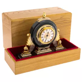 Часы из долерита "Классика" Златоуст