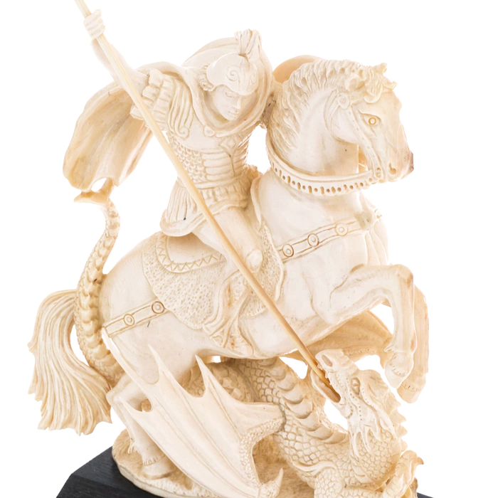 Mammoth tusk sculpture "George the Victorious"