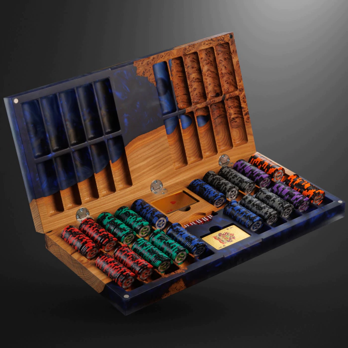 A poker set made of elm wood and blue epoxy resin