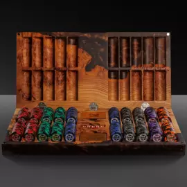 Покерный набор из дерева карагач и коричневой эпоксидной смолы