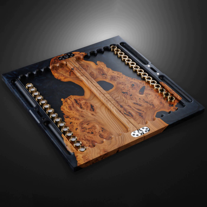 Backgammon made of elm wood and black epoxy resin