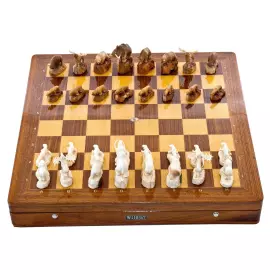 Шахматы из кости мамонта "Король мамонт и его эскорт мини"