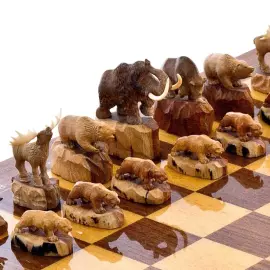 Шахматы из кости мамонта "Король мамонт и его эскорт мини"