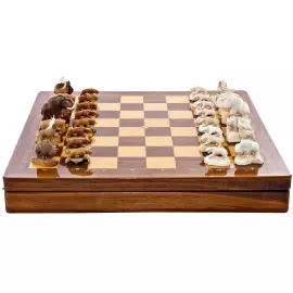 Шахматы из кости мамонта "Король мамонт и его эскорт мини"