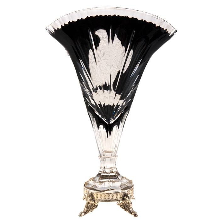 The Falcon fan vase is black and silver