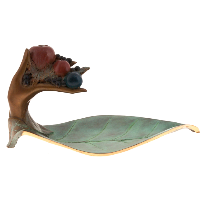 A fruit dish