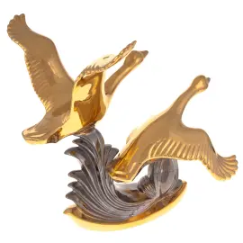 Статуэтка "Летающие гуси" золотая с платиной Статуэтка "Летающие гуси" золотая с платиной