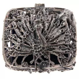 Серебряная шкатулка "Павлин" с чернением