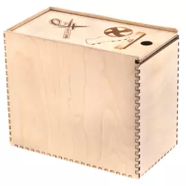 Сувенир "Бутса" мореный дуб, янтарь