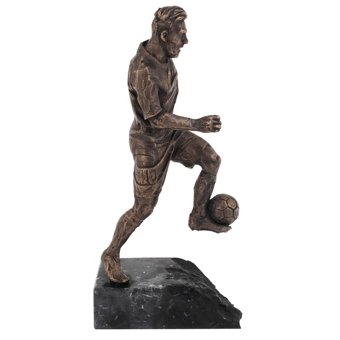 Bronze statuette of Lionel Messi