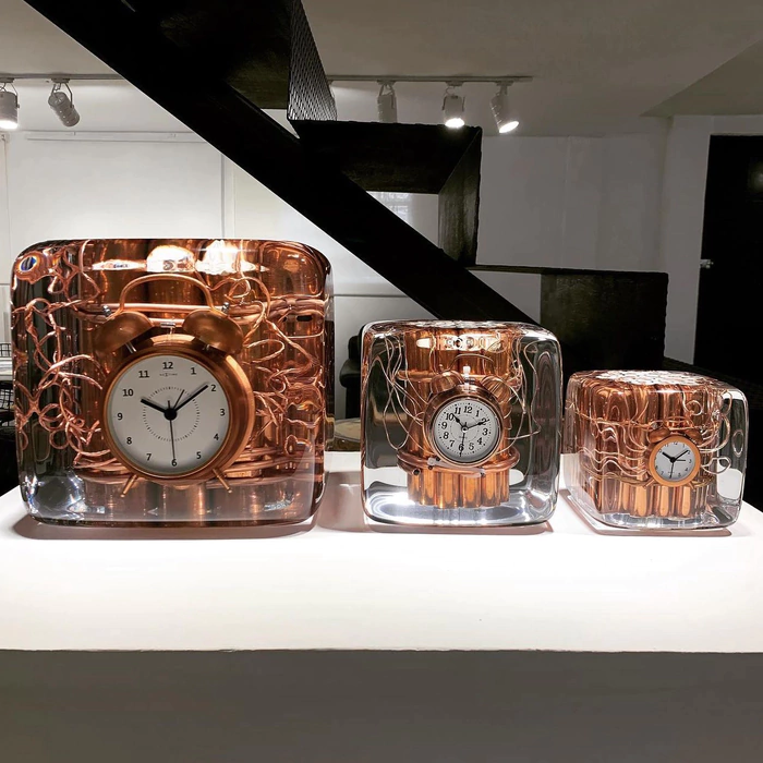 Art object in epoxy resin "Time" size M