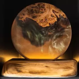 Умный ночник из дерева и эпоксидной смолы