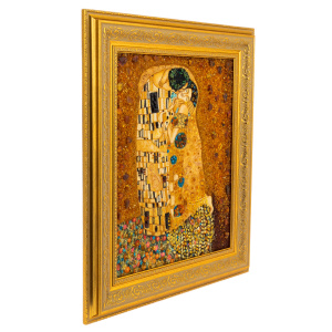 The amber painting "Gustav Klimt. A kiss"