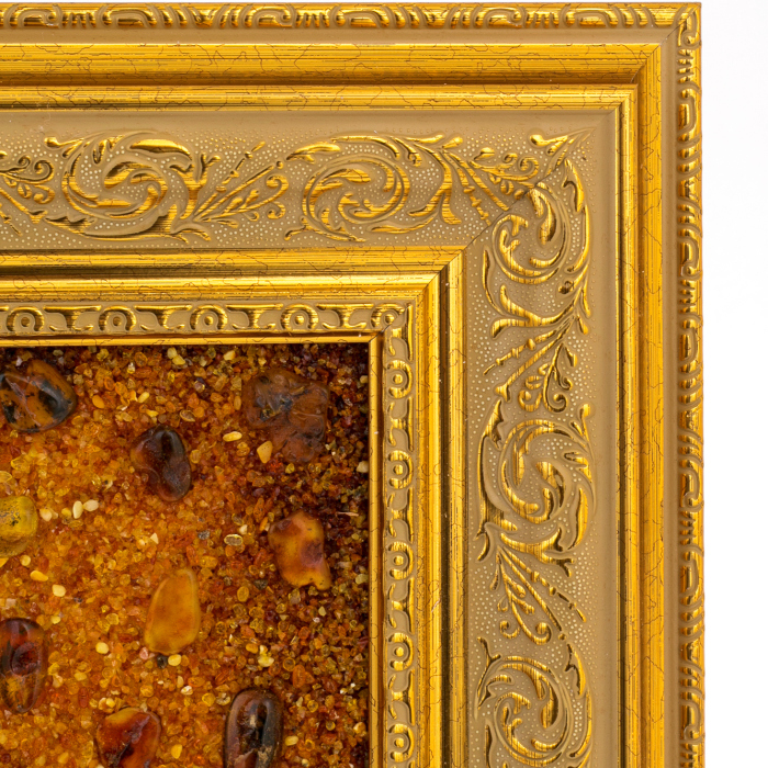 The amber painting "Gustav Klimt. A kiss"