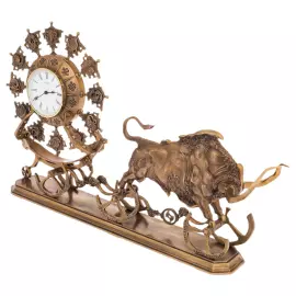 Авторская скульптура из бронзы "Колесница золотого тельца"