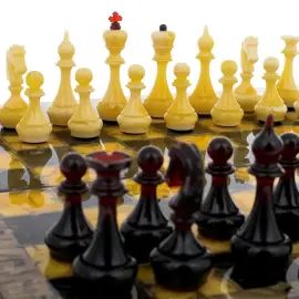 Шахматы из тонированной карельской березы "Готика" малые