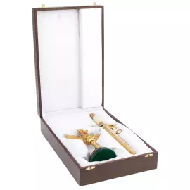 Кортик сувенирный "Россия" на подставке из нефрита, Златоуст