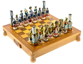 Шахматы из фарфора "ГАИ" Шахматы из фарфора "ГАИ"