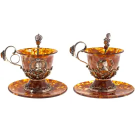 Чайный набор из янтаря "Пётр I и Екатерина" на 2 персоны, в подарочной коробке