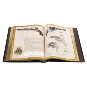 Книга в кожаном переплете "Русское оружие" в коробе