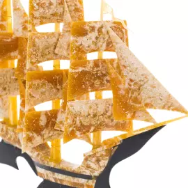 Корабль янтарный "Бригантина" малый