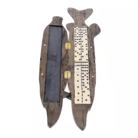 Домино из карельской березы "Щука"