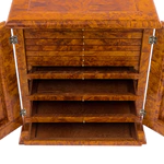 Шкатулка-шкафчик из карельской березы "Нумизмат"