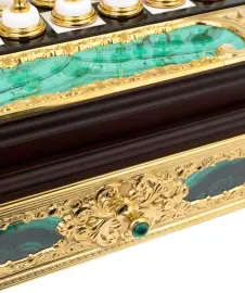 Шахматы из малахита "Люкс" Златоуст