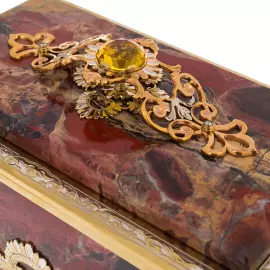 Шкатулка из яшмы "Страсть" с цитрином, Златоуст
